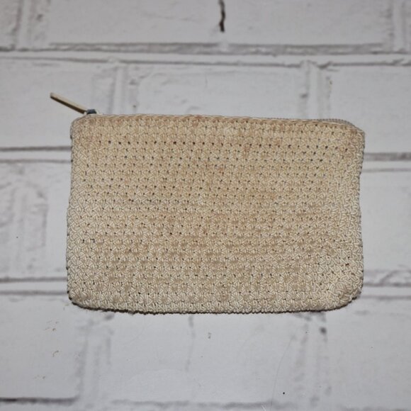 Vintagejelyfish Handbags - 🤎✨ Woven Beige Coin Purse · 4"x6" · Zipper Closure